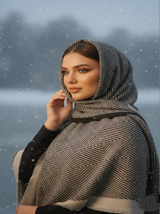 Mist Woolen Hijab Black