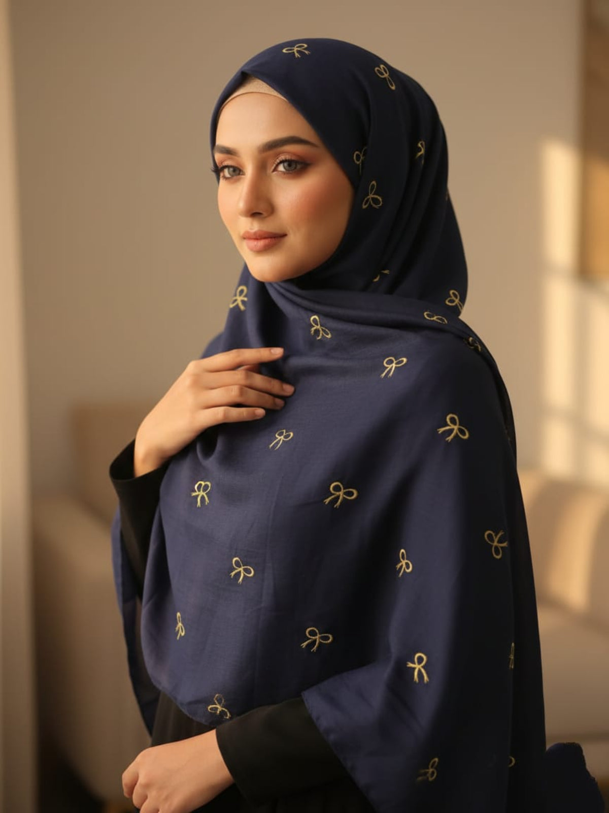 Bow Emb Hijab- Navy