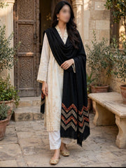 Saya Embroidered Shawl-Black